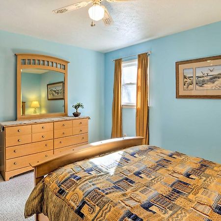 Lake Waccamaw Home With Fenced Yard And Shared Pier! Kültér fotó