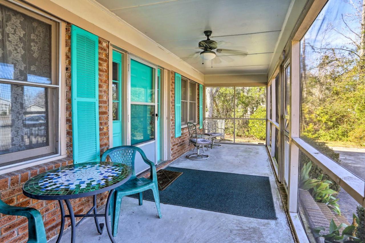Lake Waccamaw Home With Fenced Yard And Shared Pier! Kültér fotó